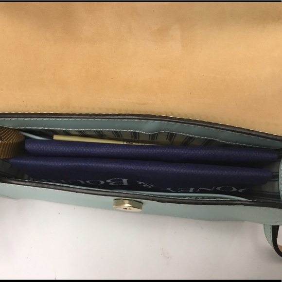 Authentic Dooney and Bourke Crossbody bag - Picture 11 of 11